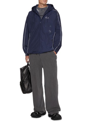模特儿示范图 - 点击放大 - BALENCIAGA - Paint Splatter Windbreaker Jacket