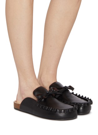 模特儿示范图 - 点击放大 - JW ANDERSON - Ruffle Leather Loafer Mules