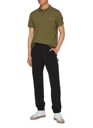 模特儿示范图 - 点击放大 - MONCLER - 棉质 POLO 衫