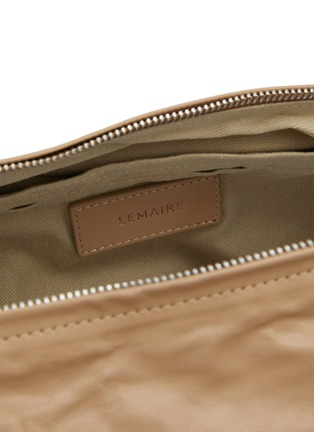 细节 - 点击放大 - LEMAIRE - Medium Soft Croissant Paper Leather Crossbody Bag