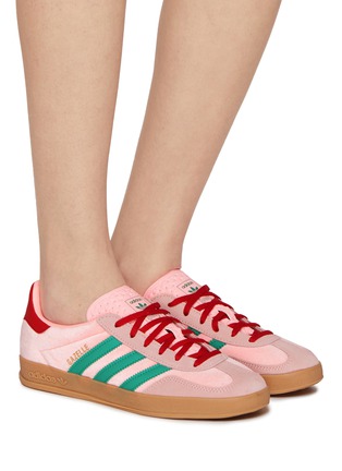 ADIDAS | 女款 GAZELLE INDOOR 绒面皮运动鞋
