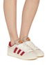 模特儿示范图 - 点击放大 - ADIDAS - Campus 00's Low Top Women's Sneakers