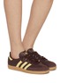 模特儿示范图 - 点击放大 - ADIDAS - Samba OG Low Top Women's Sneakers