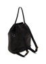 模特儿示范图 - 点击放大 - THE ROW - SPRING BACKPACK 11 皮革双肩包
