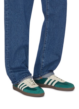 模特儿示范图 - 点击放大 - ADIDAS - 男款 SAMBA OG 系带运动鞋