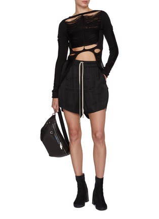 模特儿示范图 - 点击放大 - RICK OWENS - Tanja Sherred Side Drape Wool Knit
