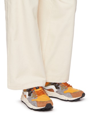 模特儿示范图 - 点击放大 - FLOWER MOUNTAIN - Yamano 3 Men's Sneakers