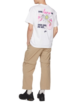 模特儿示范图 - 点击放大 - NIKE - NSW M90 V-Day Cotton T-Shirt