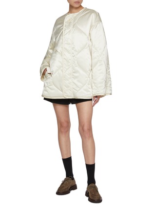 模特儿示范图 - 点击放大 - JW ANDERSON - Oversized Collarless Quilted Jacket