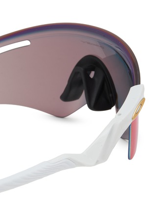 细节 - 点击放大 - OAKLEY - QNTM Kato™ Prizim O Matter™ Mask Sunglasses