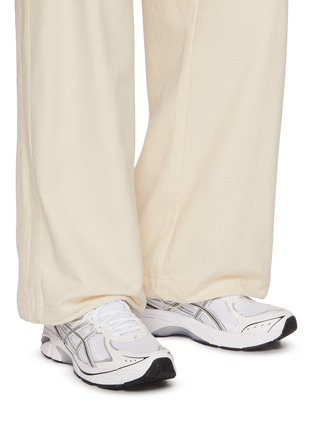 模特儿示范图 - 点击放大 - ASICS - GT-2160 Low Top Men's Sneakers
