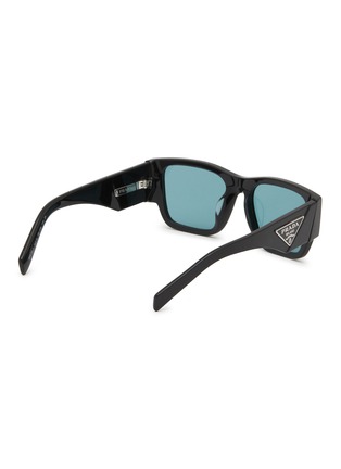 模特儿示范图 - 点击放大 - PRADA - Acetate Pillow Sunglasses