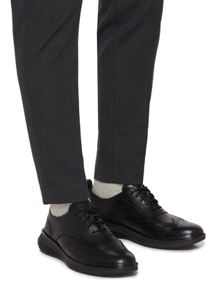 模特儿示范图 - 点击放大 - COLE HAAN - ØriginalGrand Energyweave Wingtip Leather Oxfords Shoes