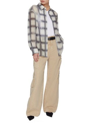 模特儿示范图 - 点击放大 - MO&CO. - Paint Motif Plaid Cotton Shirt