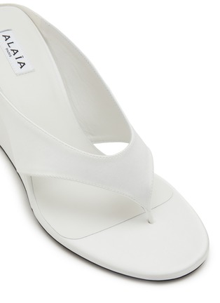 细节 - 点击放大 - ALAÏA - 75 缎面高跟凉鞋