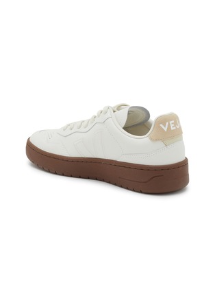  - VEJA - 女款 V-90 系带运动鞋