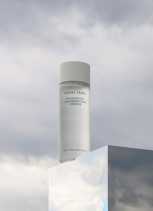 细节 -点击放大 - ROYAL FERN - Skin Perfecting Essence 200ml
