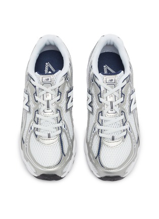 模特儿示范图 - 点击放大 - NEW BALANCE - 740 Low Top Kids' Sneakers