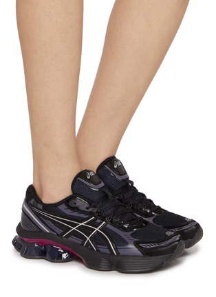 模特儿示范图 - 点击放大 - ASICS - Gel-Kinetic Fluent Low Top Women's Sneakers