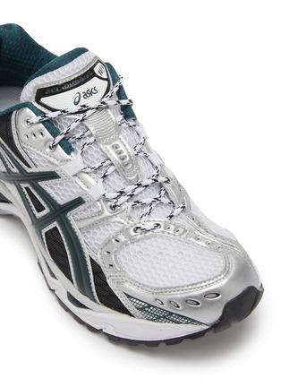 细节 - 点击放大 - ASICS - Gel-Nimbus 10.1 Low Top Women's Sneakers