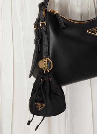 正面 -点击放大 - PRADA - RE-NYLON 迷你包挂饰