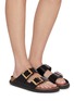模特儿示范图 - 点击放大 - BIRKENSTOCK - ARIZONA 双扣带皮革凉鞋