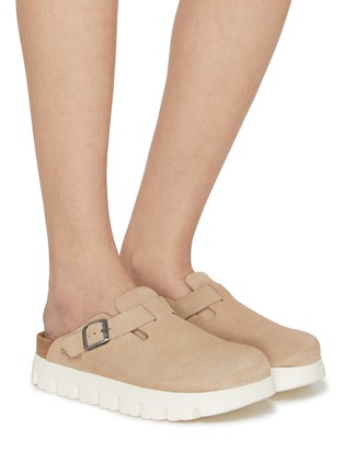 模特儿示范图 - 点击放大 - BIRKENSTOCK - BOSTON 厚底露跟凉鞋