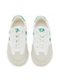 模特儿示范图 - 点击放大 - VEJA - Small Volley Low Top Toddlers' Sneakers