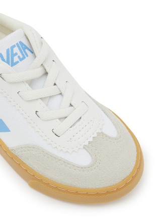 细节 - 点击放大 - VEJA - Small V-90 Low Top Toddlers' Sneakers