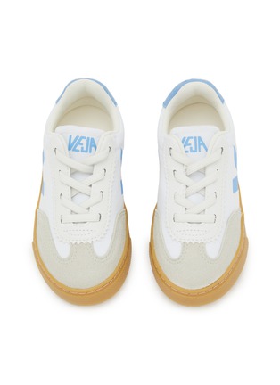 模特儿示范图 - 点击放大 - VEJA - Small V-90 Low Top Toddlers' Sneakers