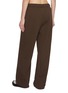 背面 - 点击放大 - ALO YOGA - Accolade Straight Leg Sweatpants