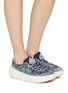 模特儿示范图 - 点击放大 - FLOWER MOUNTAIN - Fami Low Top Unisex Sneakers