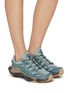 模特儿示范图 - 点击放大 - SALOMON - XT PU.RE Advanced Low Top Women's Sneakers