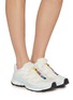 模特儿示范图 - 点击放大 - SALOMON - XT-6 Low Top Women's Sneakers
