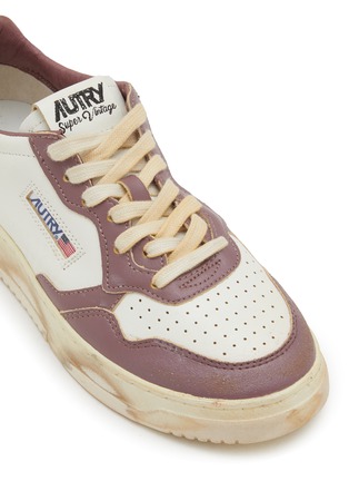 细节 - 点击放大 - AUTRY - 女款 SUPER VINTAGE 做旧皮革运动鞋