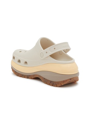  - CROCS - Mega Crush Clogs