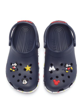模特儿示范图 - 点击放大 - CROCS - Mickey Friends Classic Kids' Clogs