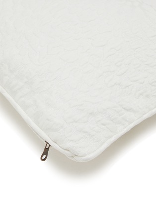 细节 –点击放大 - YVES DELORME - Souvenir Cushion Cover — Blanc