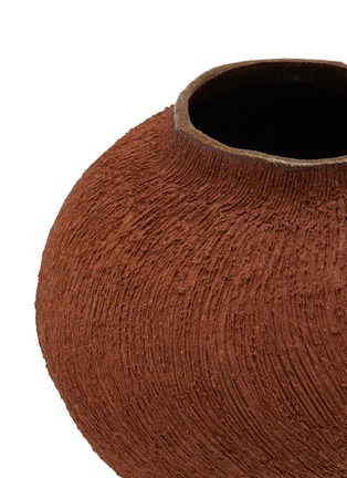 细节 –点击放大 - TANIA WHALEN CERAMICS - Mini Moons Vessel — Chocolate