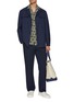 模特儿示范图 - 点击放大 - FRESCOBOL CARIOCA - Palmeria Print Linen Shirt