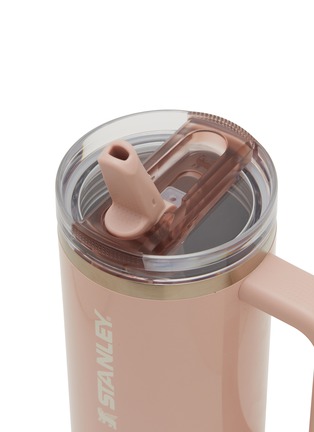 细节 –点击放大 - STANLEY - The Quencher Protour Flip Straw Lid Tumbler 30oz — Peach Whip Gloss