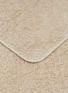 细节 –点击放大 - ABYSS & HABIDECOR - Super Pile Bath Towel — Linen