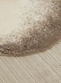 细节 –点击放大 - ABYSS & HABIDECOR - Large Stone Bath Rug — Linen