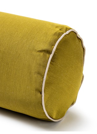 细节 –点击放大 - FRETTE - Allure Neck Roll Cushion Cover — Mustard