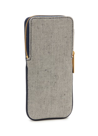 模特儿示范图 - 点击放大 - L/UNIFORM - Canvas Leather Glasses Case N°65