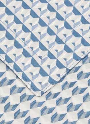 细节 –点击放大 - CELSO DE LEMOS - Savour Bedcover — Ciel