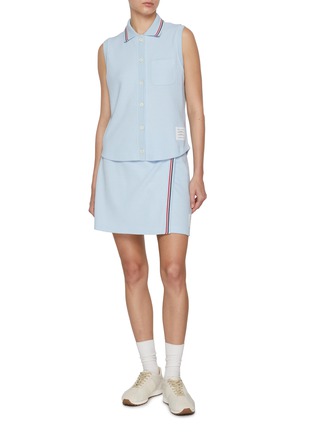 模特儿示范图 - 点击放大 - THOM BROWNE - Cotton Waffle Knit Mini Wrap Skirt