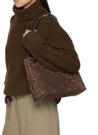 背面 - 点击放大 - BOTTEGA VENETA - 中号 ANDIAMO 绒面皮单肩包