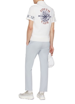 模特儿示范图 - 点击放大 - SOUTHCAPE - Cropped Logo Elastic Band Pants
