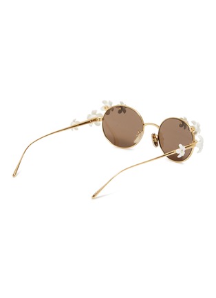 模特儿示范图 - 点击放大 - LOEWE - Daisy Field Metal Oval Sunglasses